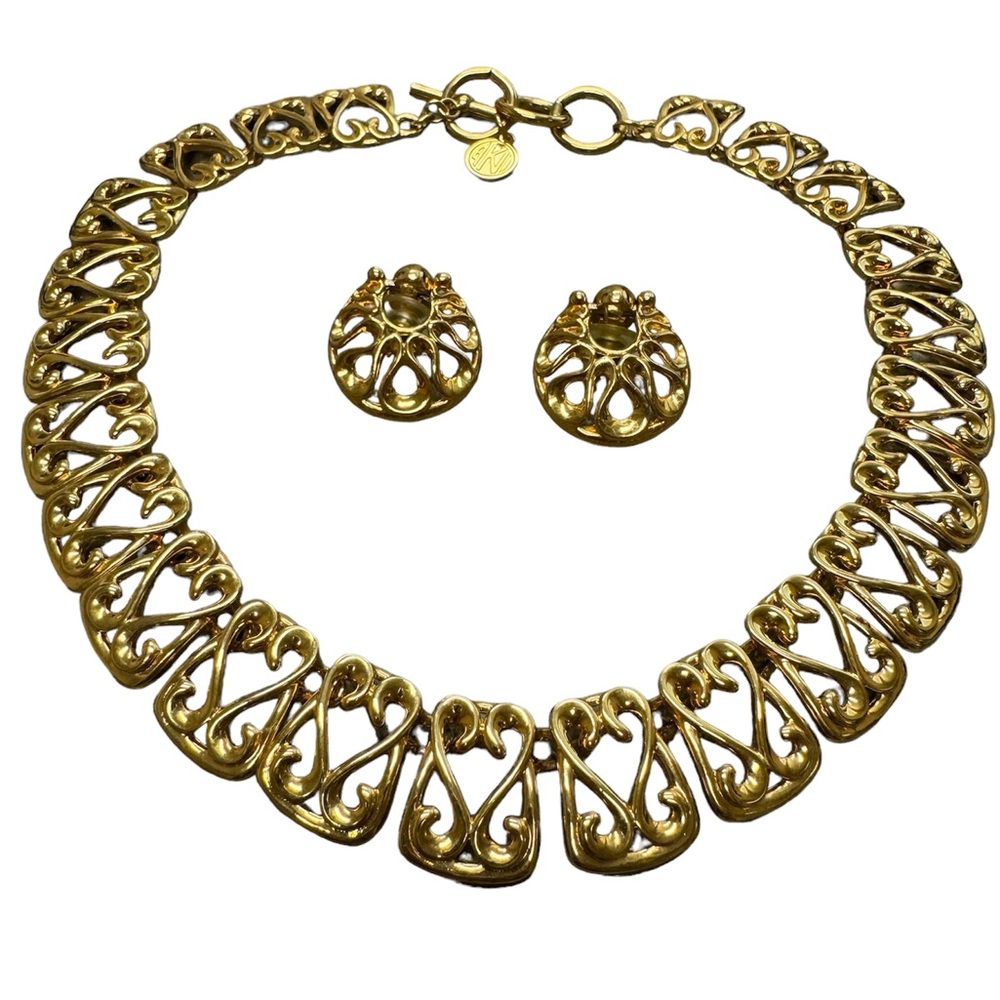 Anne Klein Scroll Bright Gold Tone Chunky Collar Necklace 16 inches and earrings